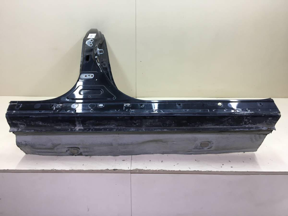 Порог со стойкой правый Toyota Camry (XV50) 2011-2017