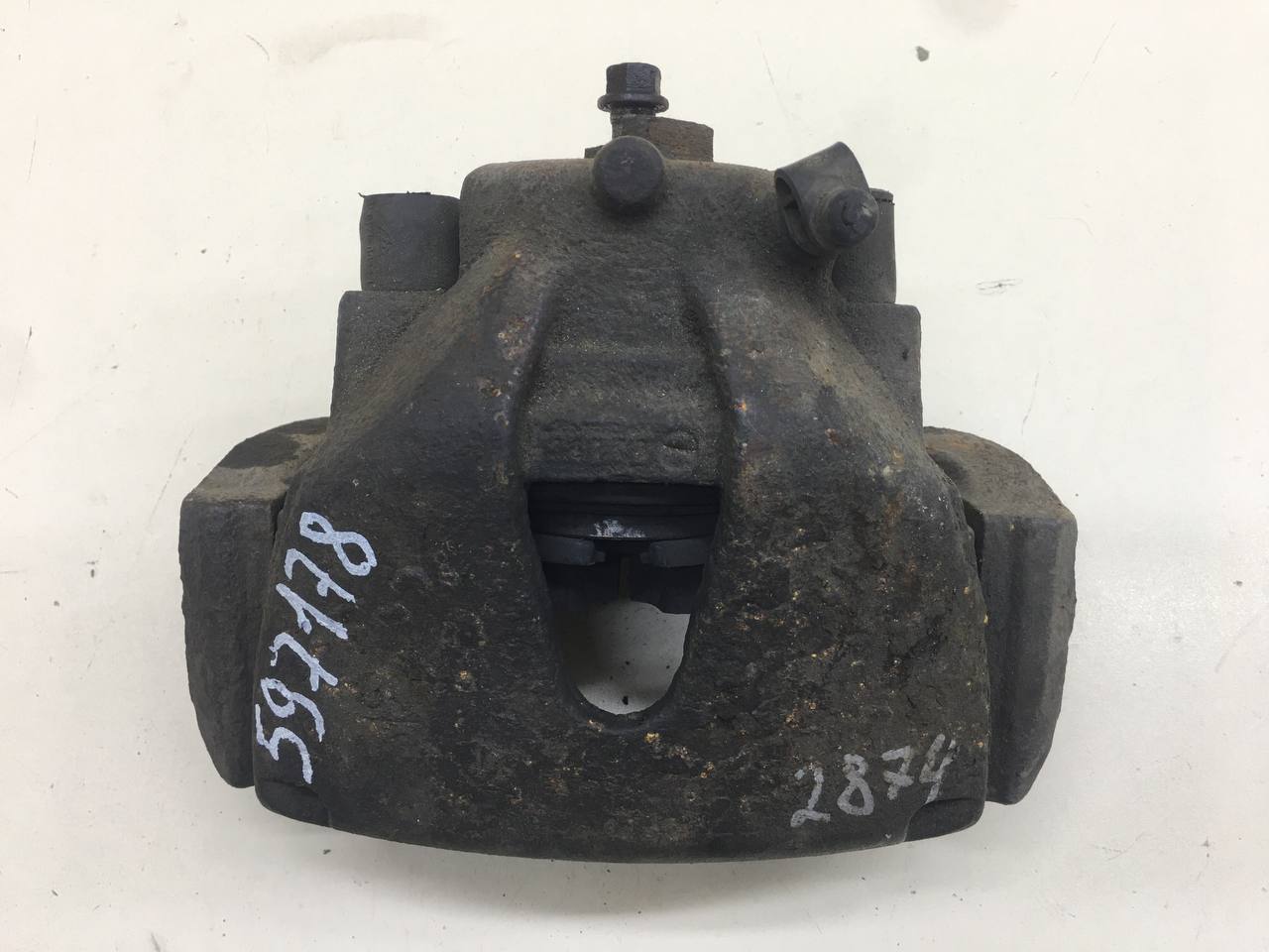 Суппорт передний левый Opel Astra H / Family 2004-2015