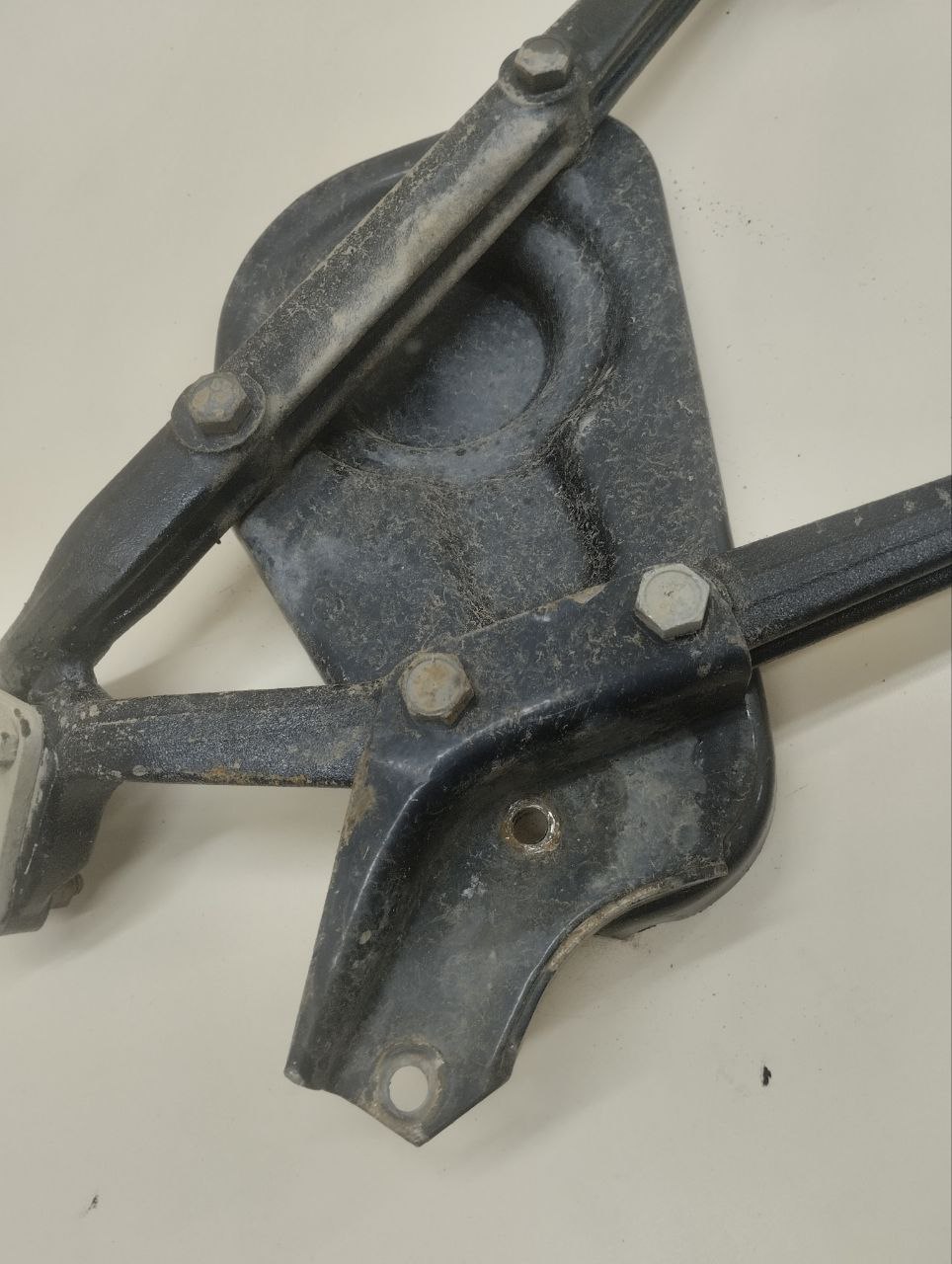 Рычаг передний нижний правый Chevrolet Niva 2009-2020