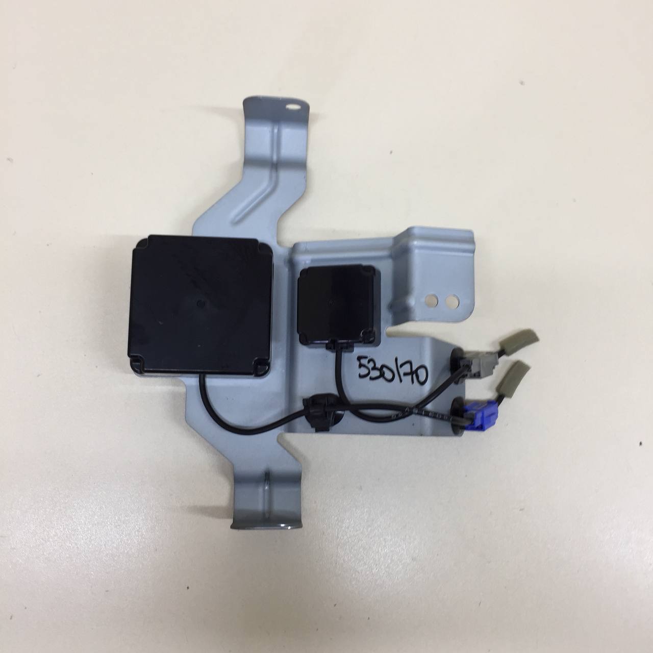 Антенна Mitsubishi Outlander (GF) 2012>