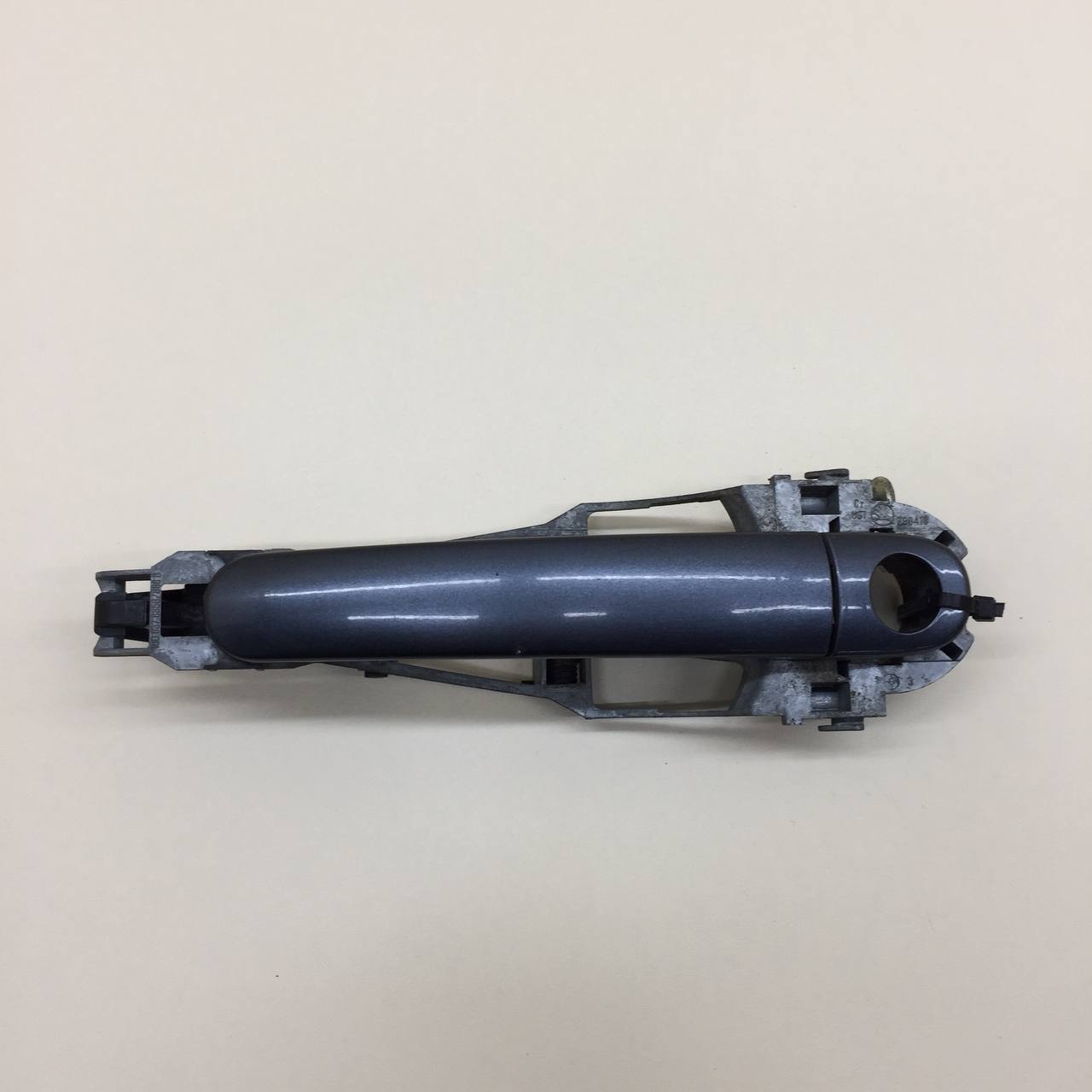 Ручка двери передней наружная левая Skoda Octavia (A5 1Z-) 2004-2013 Ручка двери передней наружная левая Skoda Octavia (A5 1Z-) 2004-2013