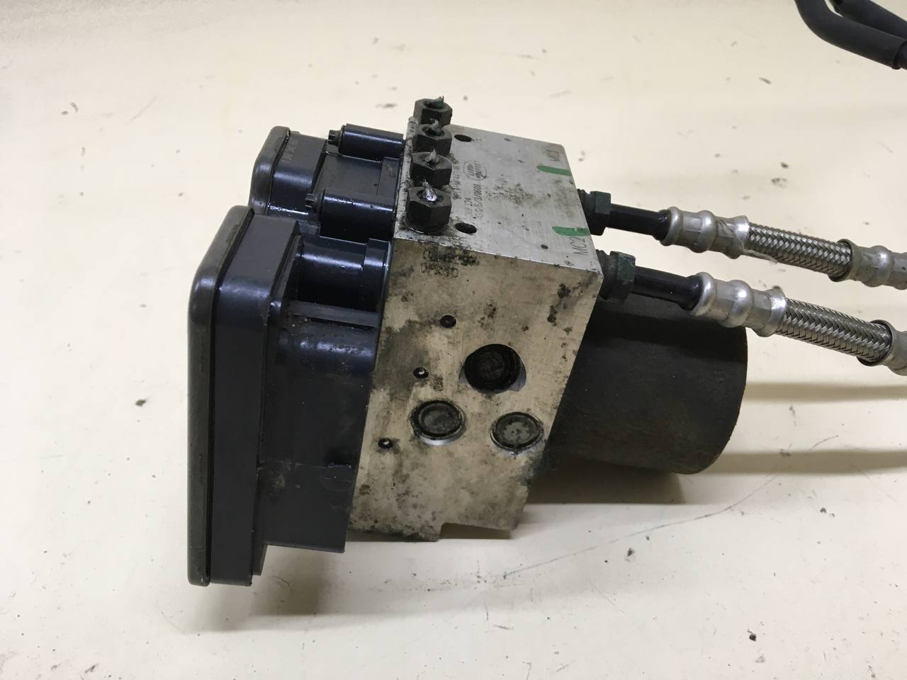 Блок ABS (насос) Land Rover Range Rover Sport 2013-2017 Блок ABS (насос) Land Rover Range Rover Sport 2013-2017