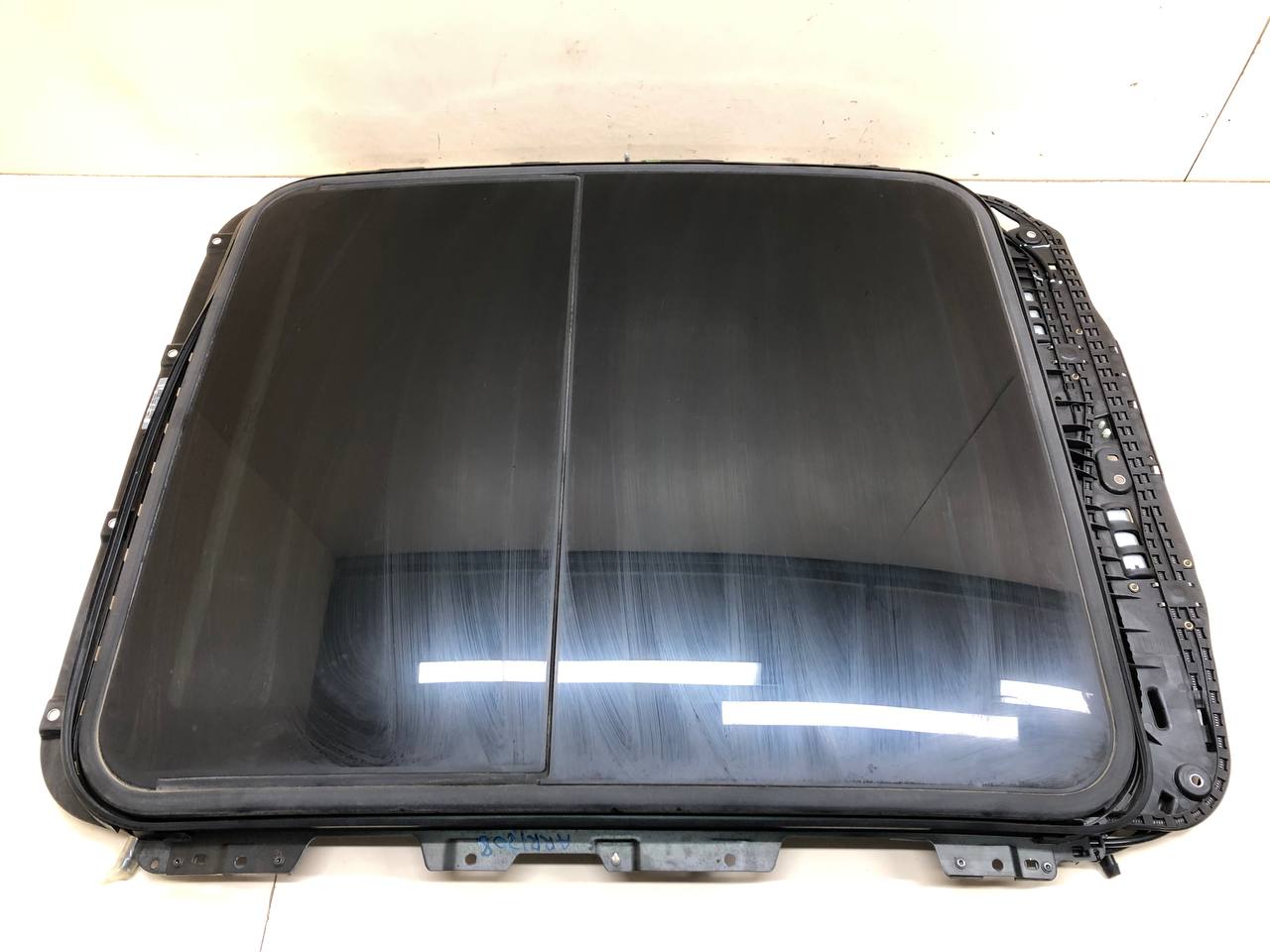 Люк в сборе электрический Chery Arrizo 8 2022>