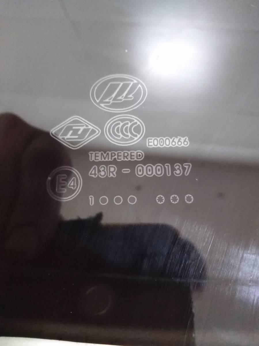 Стекло двери задней правой Lifan Solano 1 2008-2016