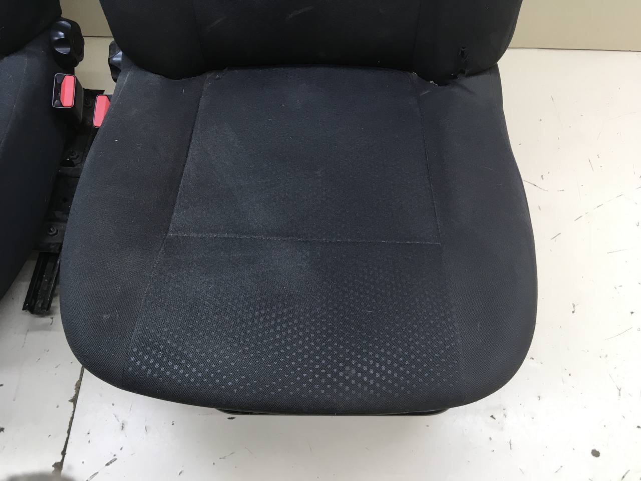 Сиденье (комплект) Nissan Almera 3 (G11, G15) 2012> Сиденье (комплект) Nissan Almera 3 (G11, G15) 2012>