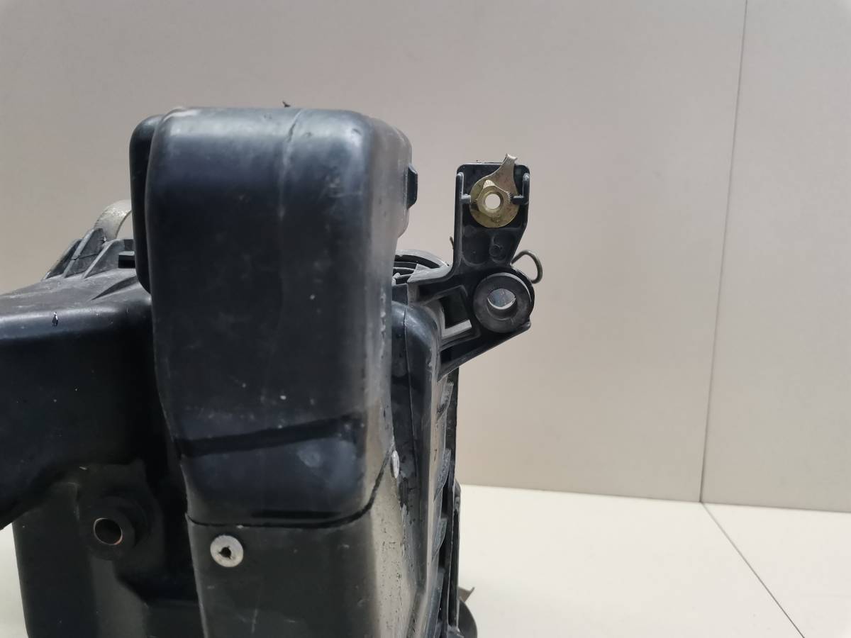 Корпус воздушного фильтра Toyota Corsa (L50) 1994-1999 Корпус воздушного фильтра Toyota Corsa (L50) 1994-1999