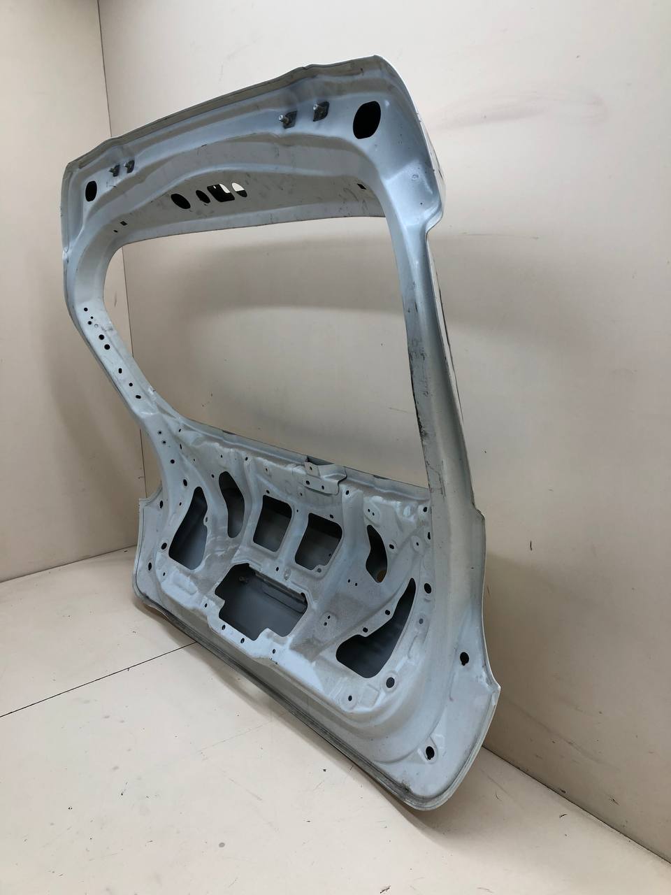 Крышка багажника Nissan Juke (YF15) 2011-2020
