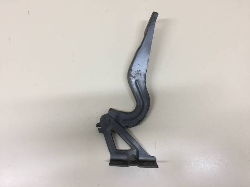 Петля капота правая Chevrolet Cobalt (T250) 2011-2015