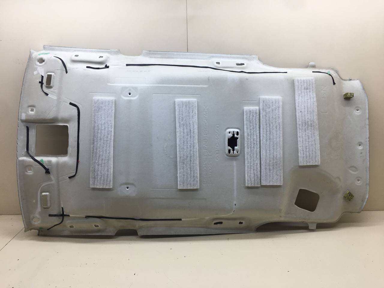 Обшивка потолка Toyota Rav 4 (XA40) 2013-2019
