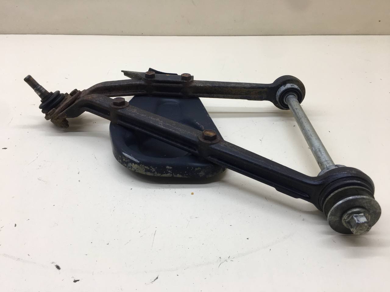 Рычаг передний нижний левый Lada  Niva Travel 2020>