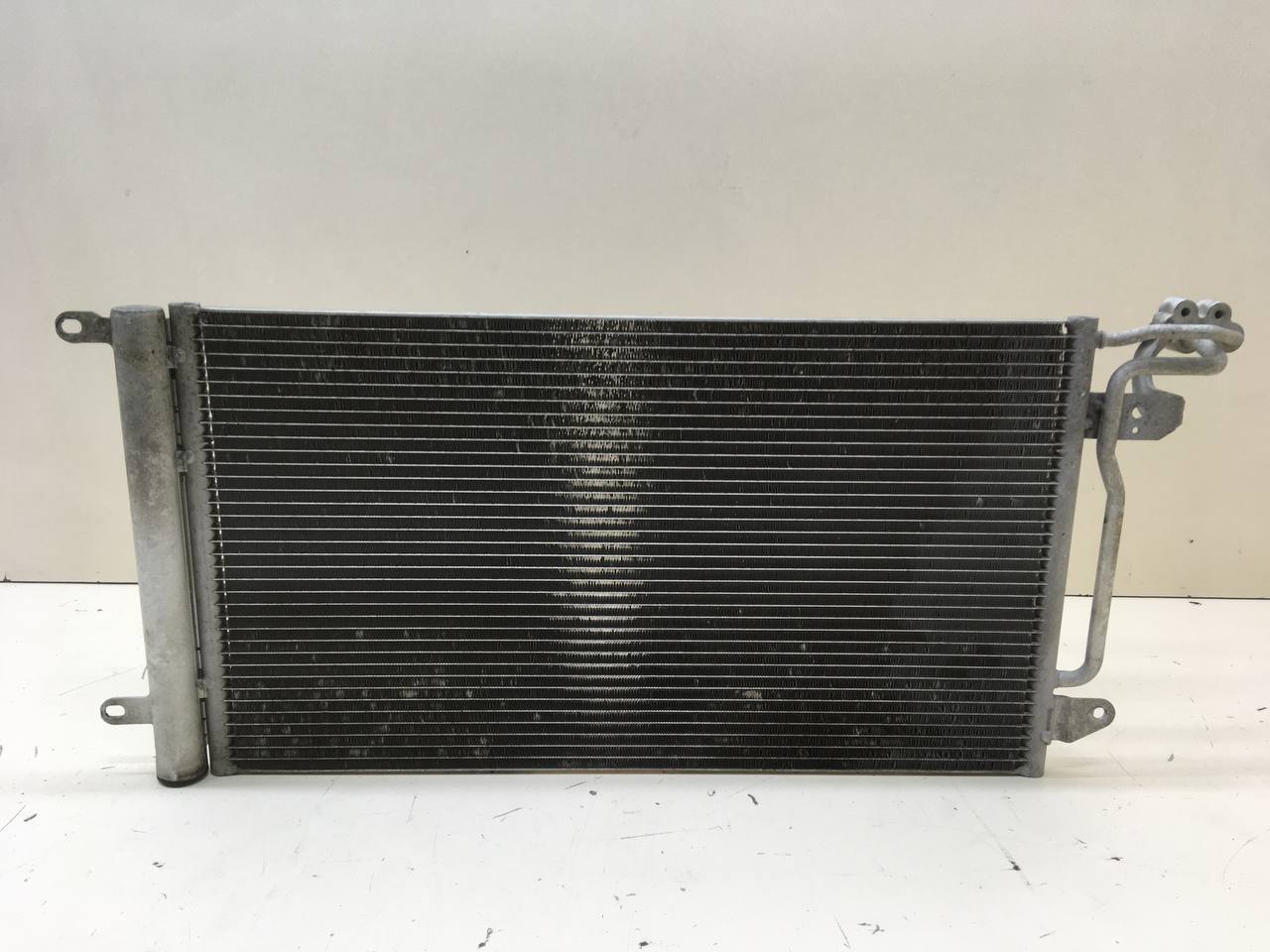 Радиатор кондиционера (конденсер) Volkswagen Polo (MK5) 2011-2020