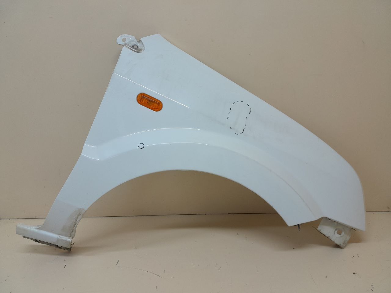 Крыло переднее правое Ford Fusion (JU) 2002-2012 Крыло переднее правое Ford Fusion (JU) 2002-2012