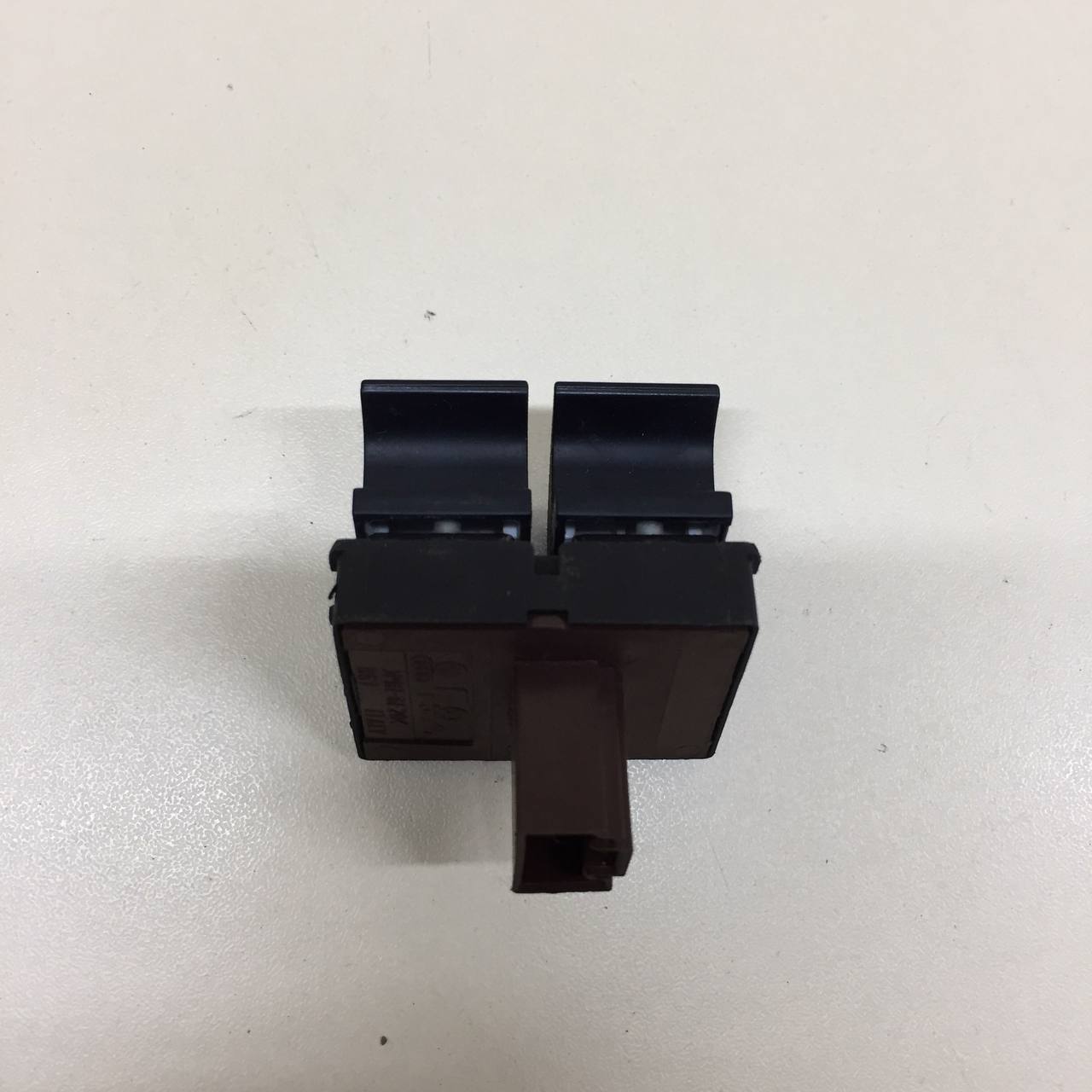 Блок управления стеклоподъемниками Volkswagen Polo (HB) 2009>