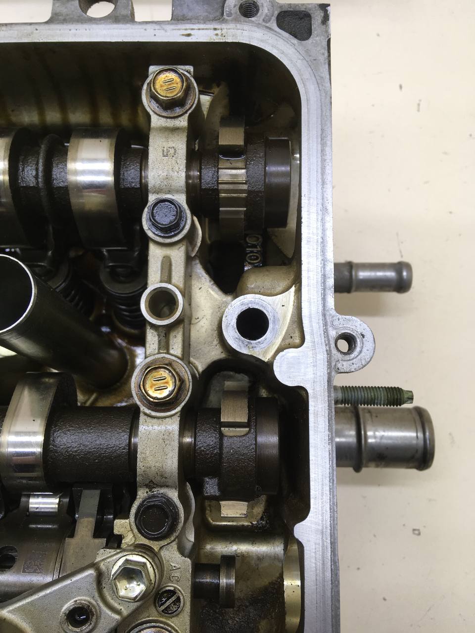 Головка блока цилиндров Toyota Rav 4 (XA40) 2013-2019 Головка блока цилиндров Toyota Rav 4 (XA40) 2013-2019