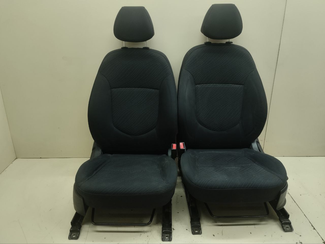 Сиденье (комплект) Hyundai Solaris (RB) 2010-2017 Сиденье (комплект) Hyundai Solaris (RB) 2010-2017