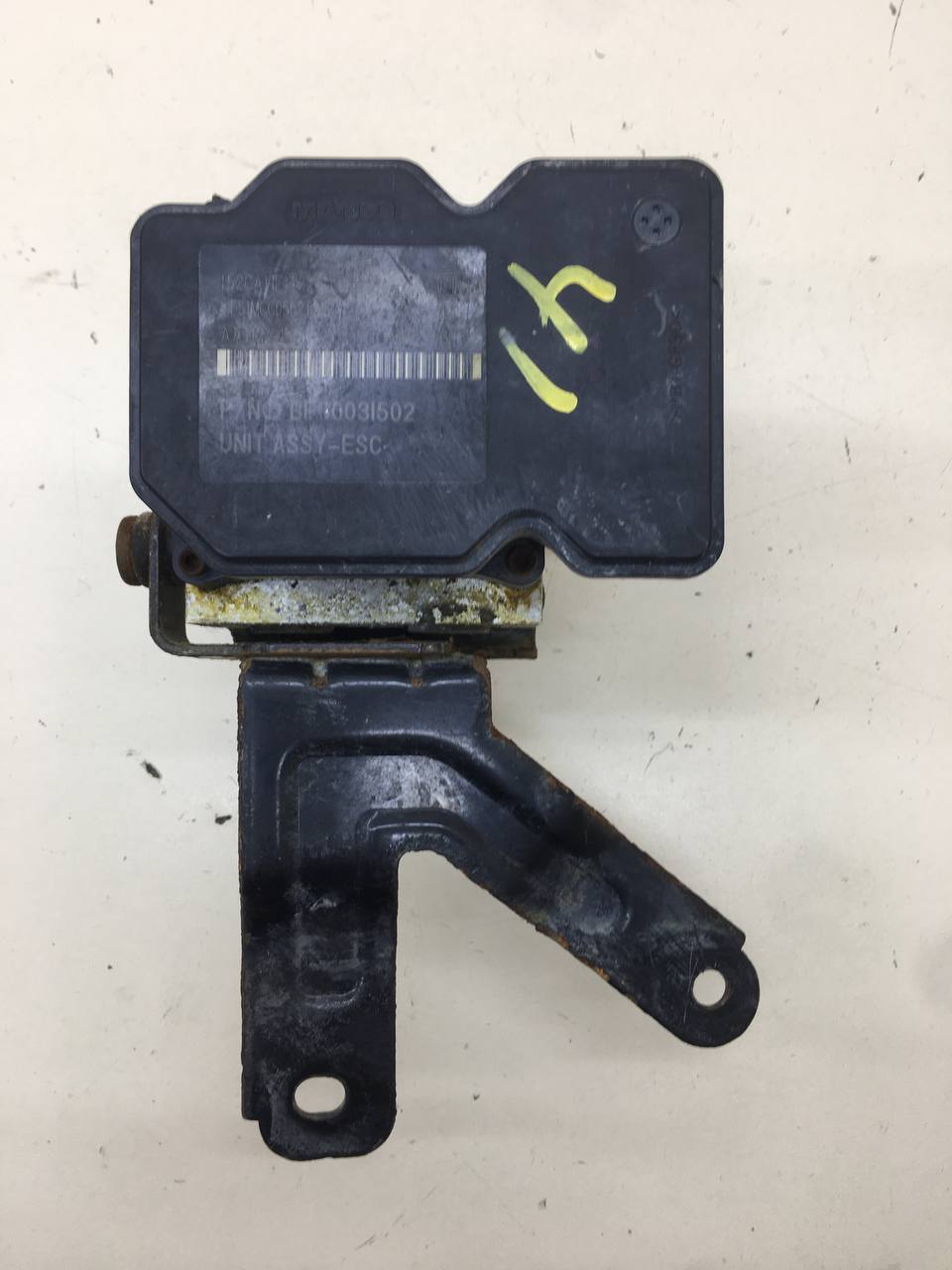 Блок ABS (насос) Hyundai i40 (VF) 2011>