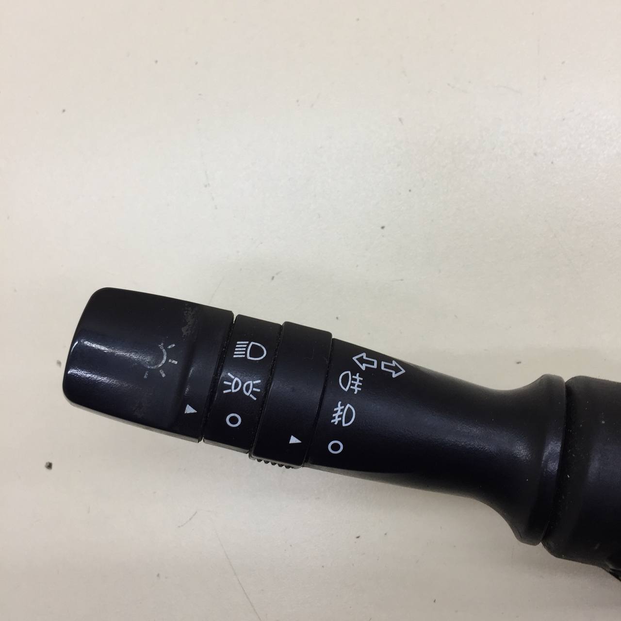 Переключатель поворотов подрулевой Kia Ceed (ED) 2007-2012