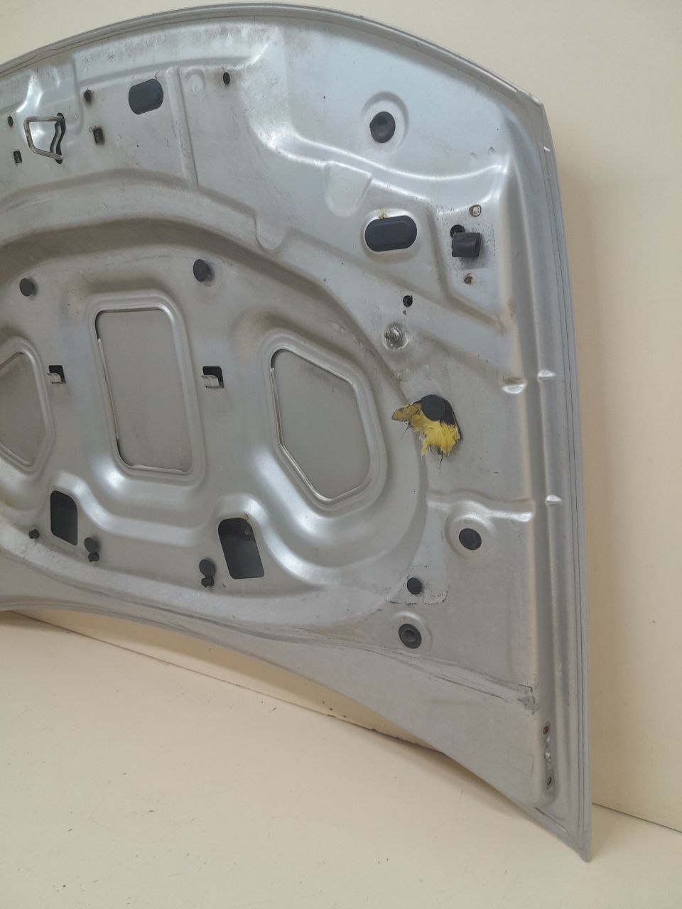 Капот Renault Duster (HSA, HSM) 2012> Капот Renault Duster (HSA, HSM) 2012>