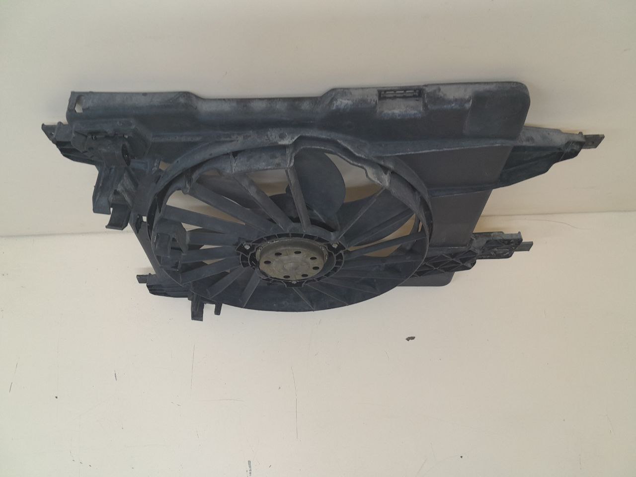 Диффузор вентилятора Renault Megane (2) 2002-2009