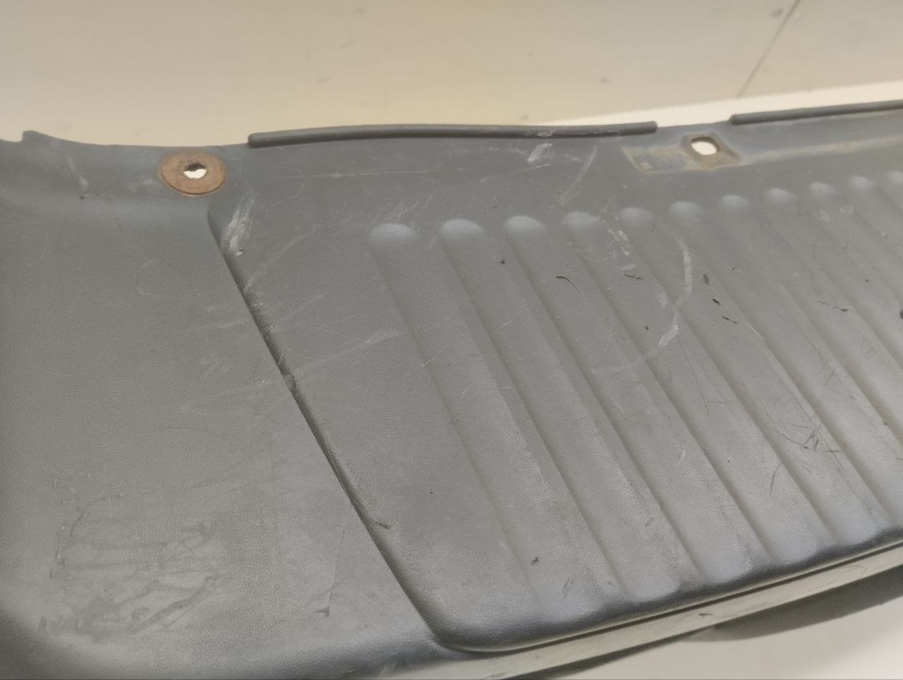 Бампер задний Chevrolet Niva 2009-2020