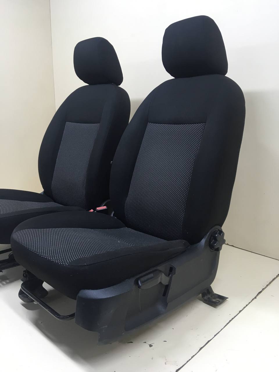 Сиденье (комплект) Ford Focus 2 (DB) 2008-2011