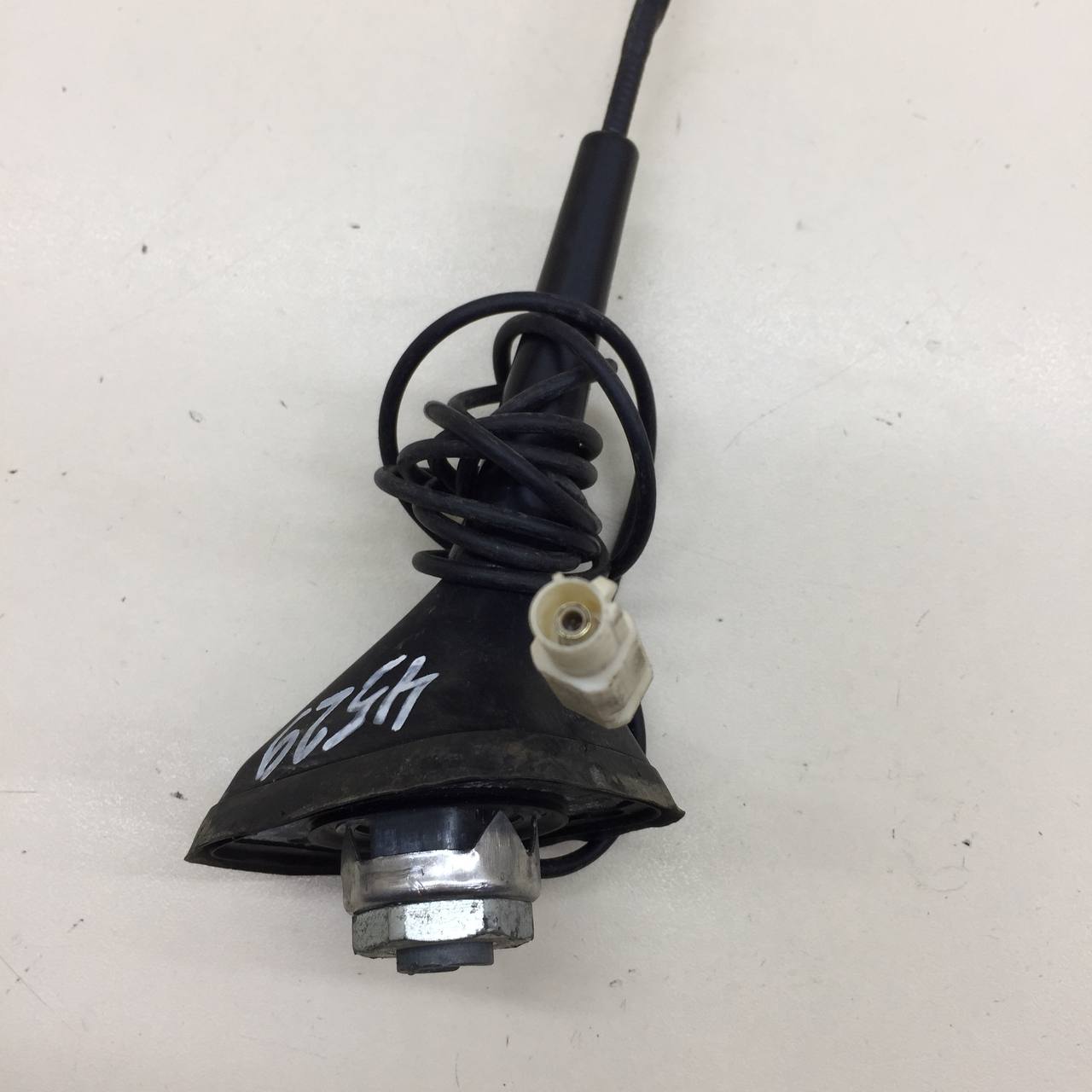 Антенна Lada X-RAY 2016>