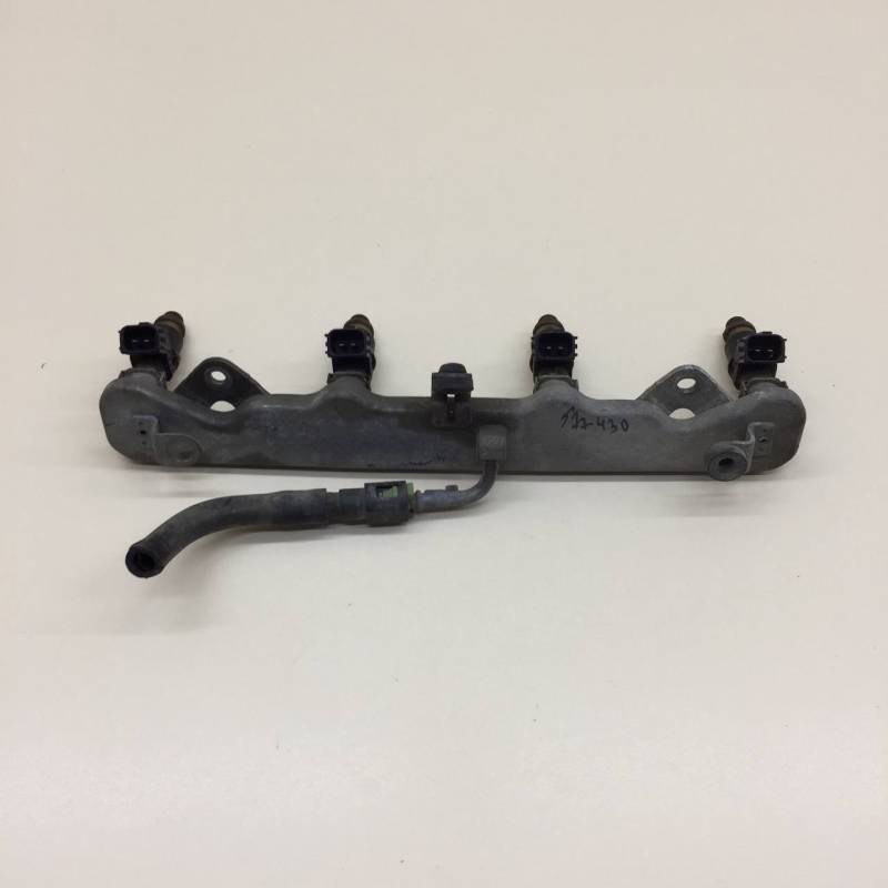 Рейка топливная (рампа) Honda Civic 4D 2006-2012