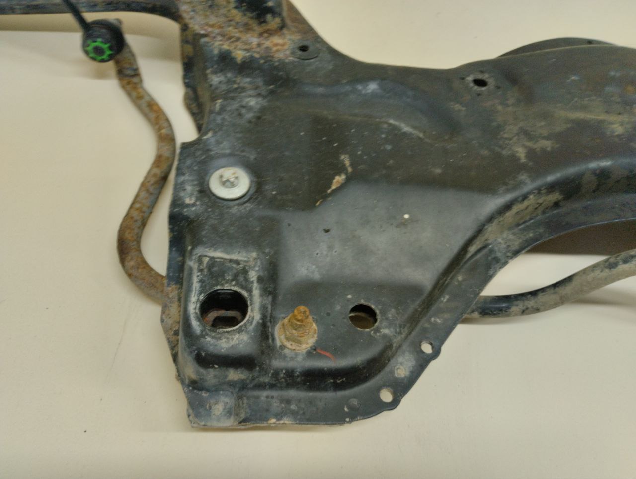 Балка подмоторная Peugeot 206 1998-2012