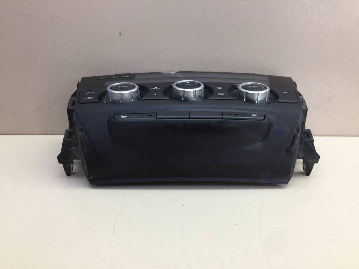 Блок управления климатической установкой Mazda CX-5 (KE) 2011-2017