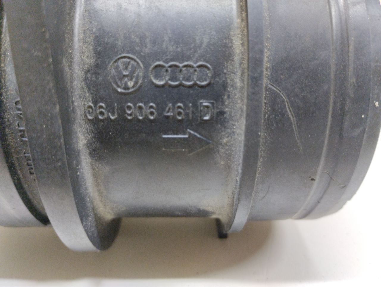 Датчик расхода воздуха (массметр, дмрв) Audi Q5 (8R) 2008-2017 Датчик расхода воздуха (массметр, дмрв) Audi Q5 (8R) 2008-2017