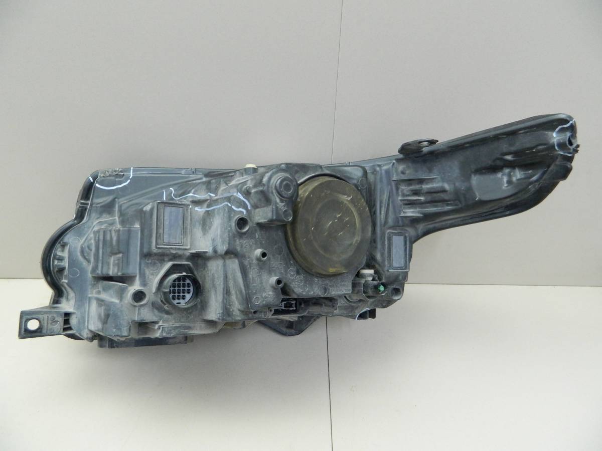 Фара правая Land Rover Range Rover 4 2013>