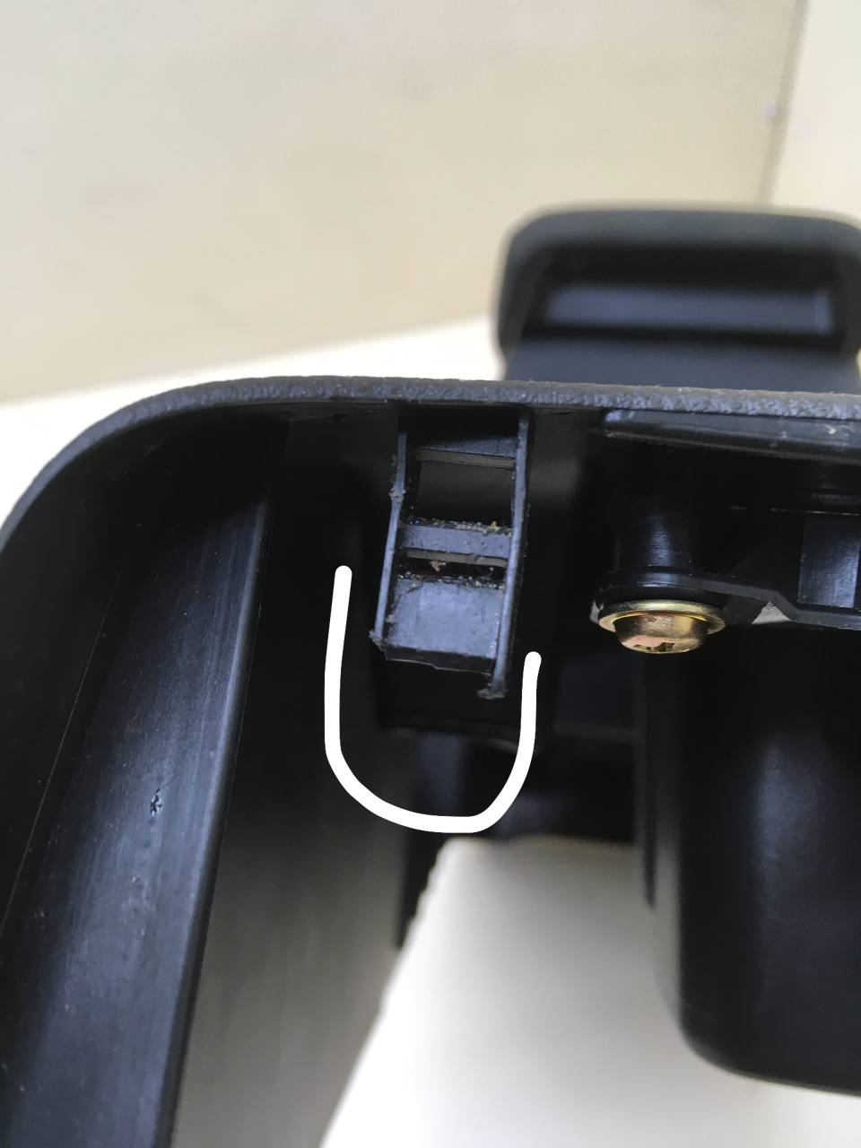 Консоль центральная Mitsubishi Lancer 9  (CS/Classic) 2000-2011