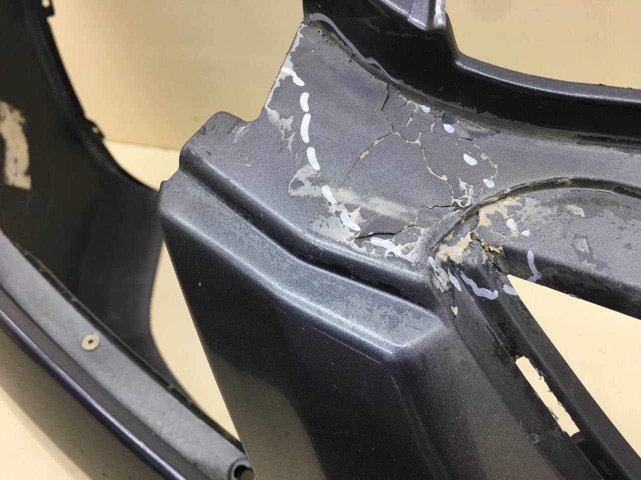 Бампер передний Mitsubishi Lancer 9  (CS/Classic) 2000-2011