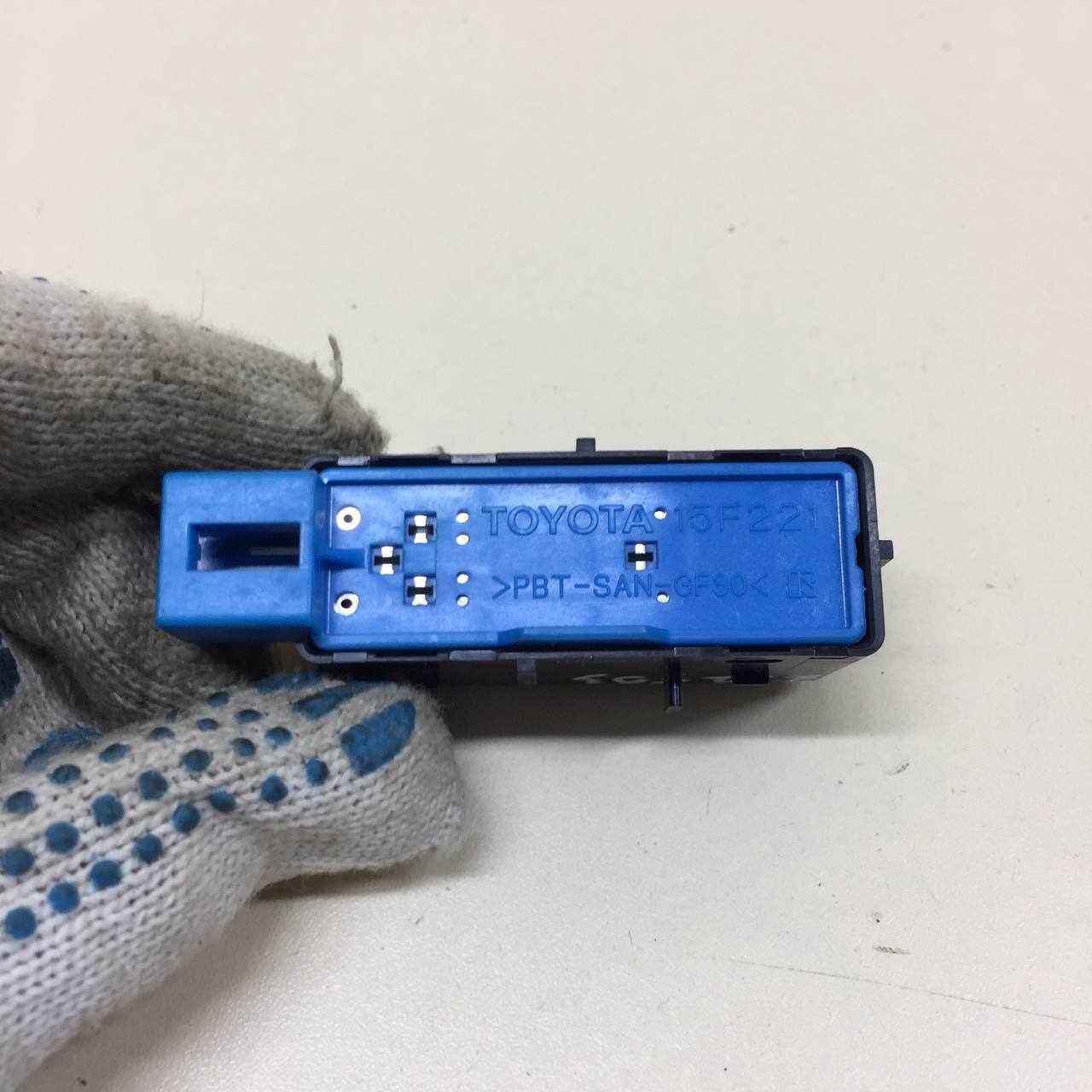 Блок кнопок Toyota Rav 4 (XA40) 2013-2019 Блок кнопок Toyota Rav 4 (XA40) 2013-2019