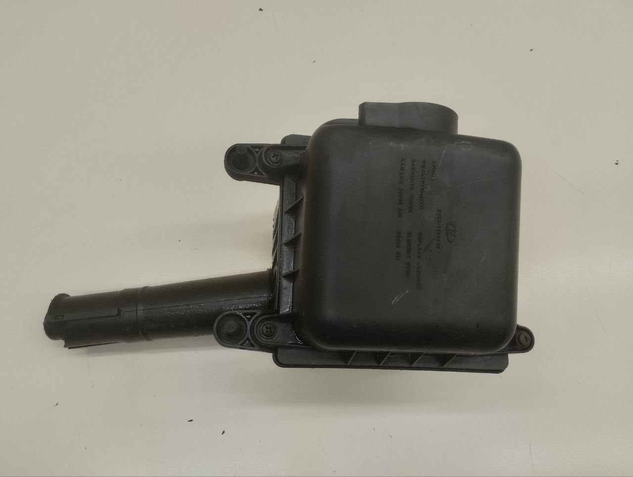Корпус воздушного фильтра Chevrolet Niva 2009-2020
