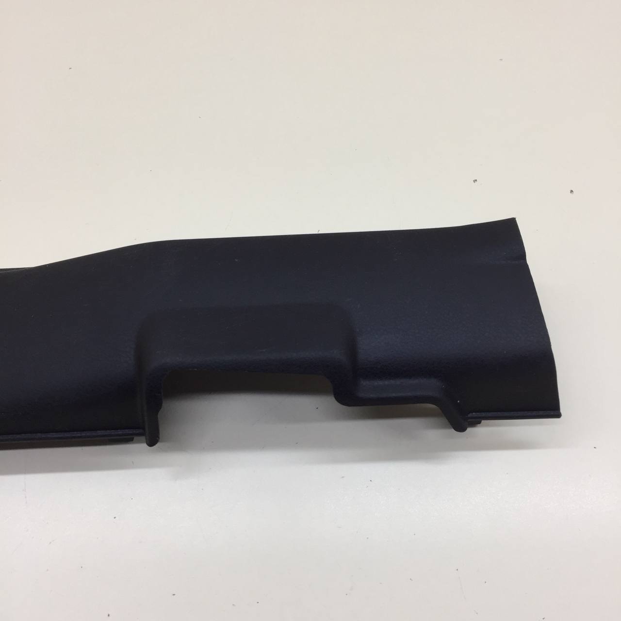 Накладка порога (внутренняя) Suzuki Grand Vitara 2005-2015
