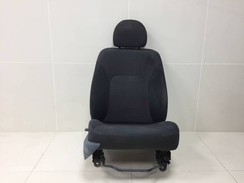 Сиденье переднее правое Fiat Albea 2002-2012