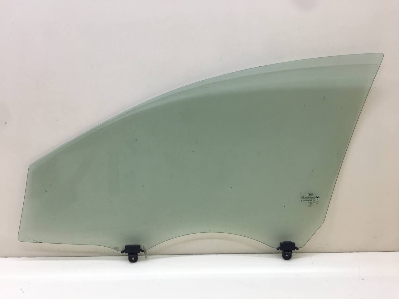 Стекло двери передней правой Kia Cerato (TD) 2009-2013