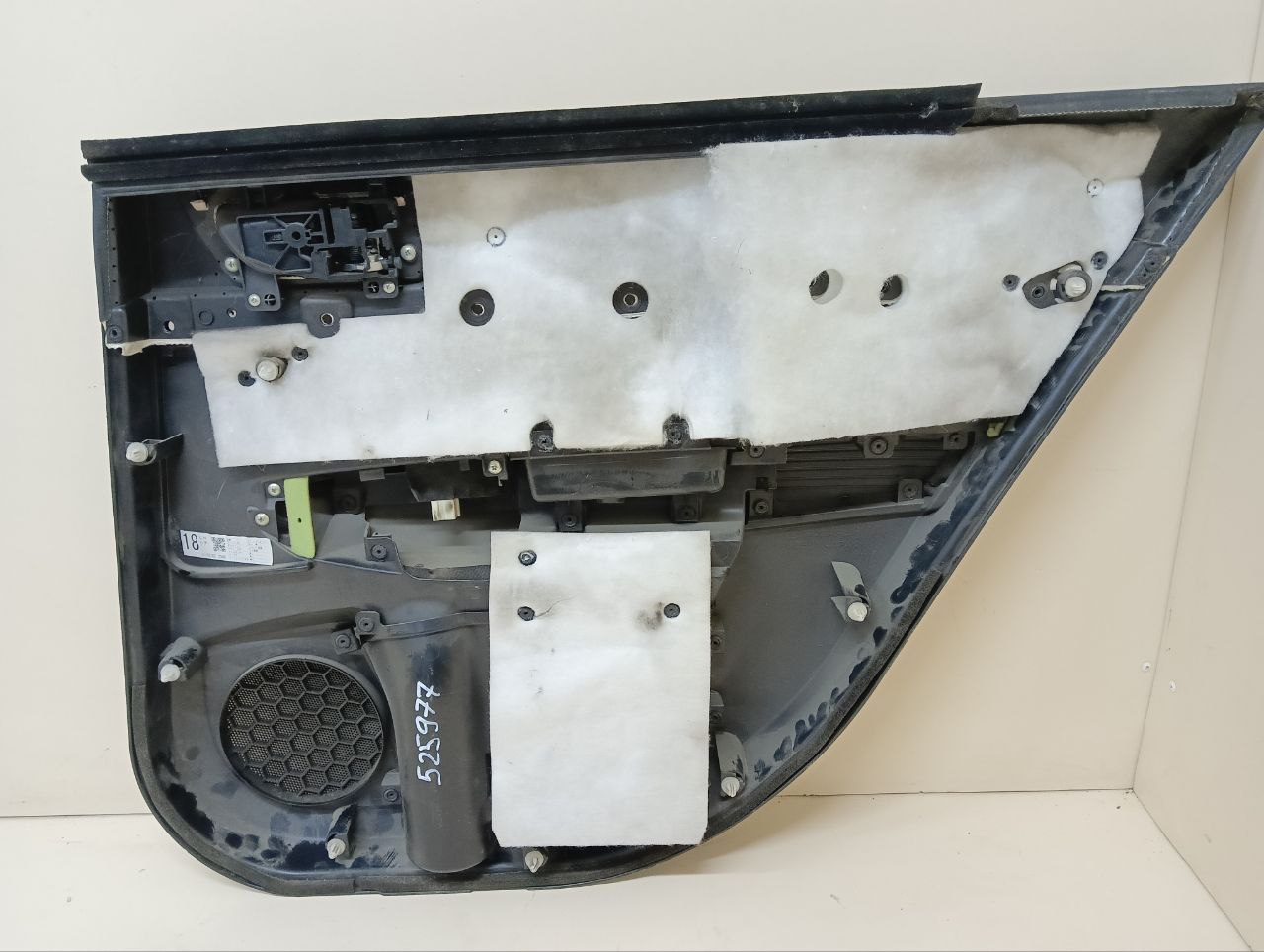 Обшивка двери задней левой Subaru Legacy (B14) 2010-2015