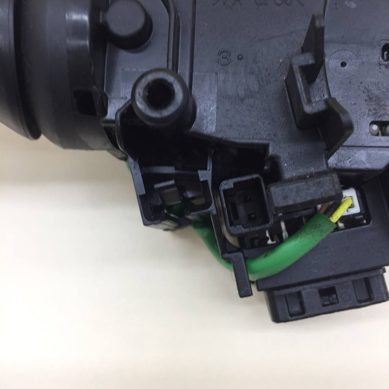 Переключатель поворотов подрулевой Toyota Rav 4 (A30) 2006-2013