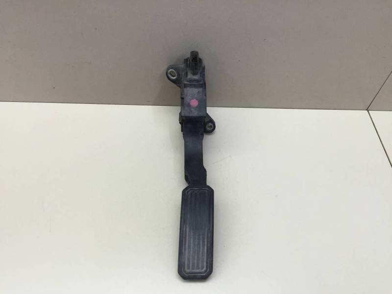 Педаль газа Toyota Auris (E150) 2006-2012