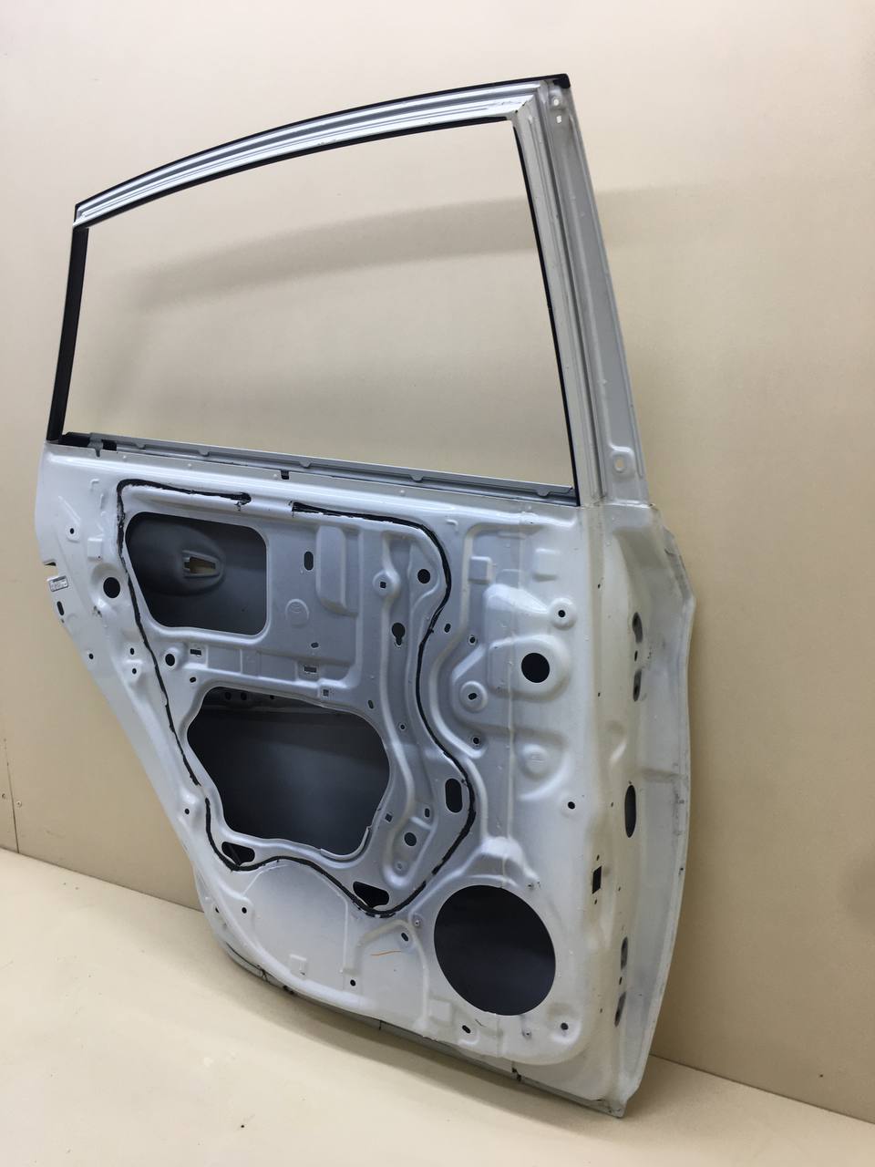 Дверь задняя левая Toyota Prius (W30) 2009-2016
