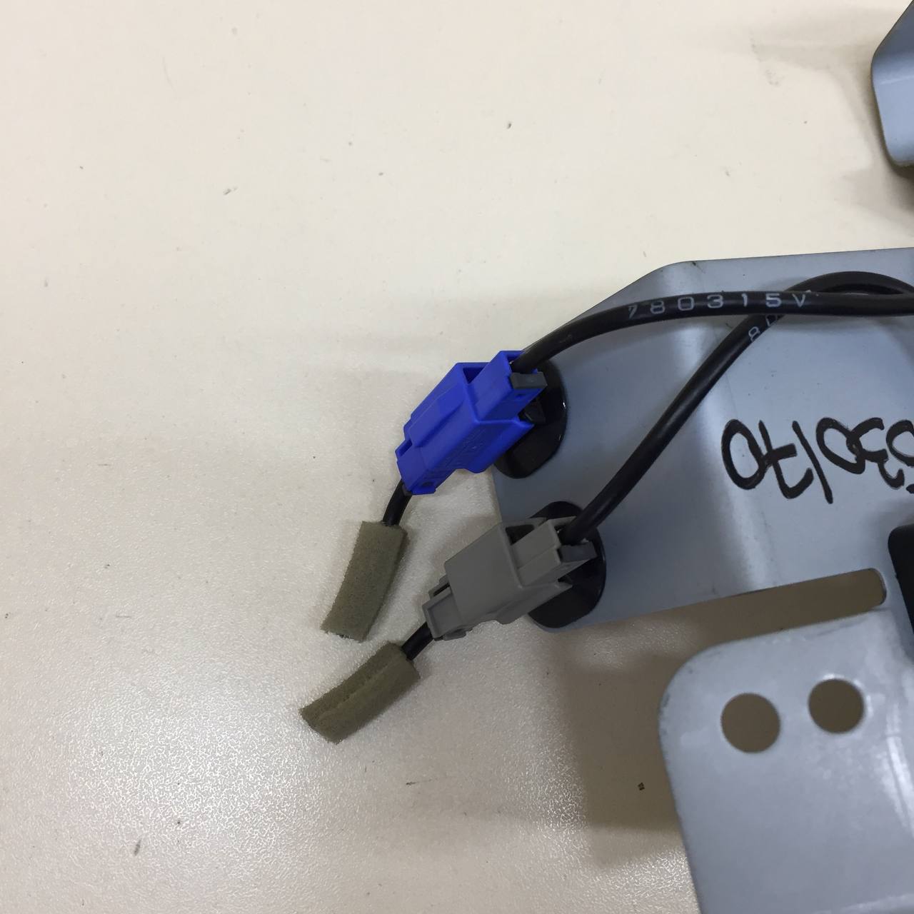 Антенна Mitsubishi Outlander (GF) 2012>