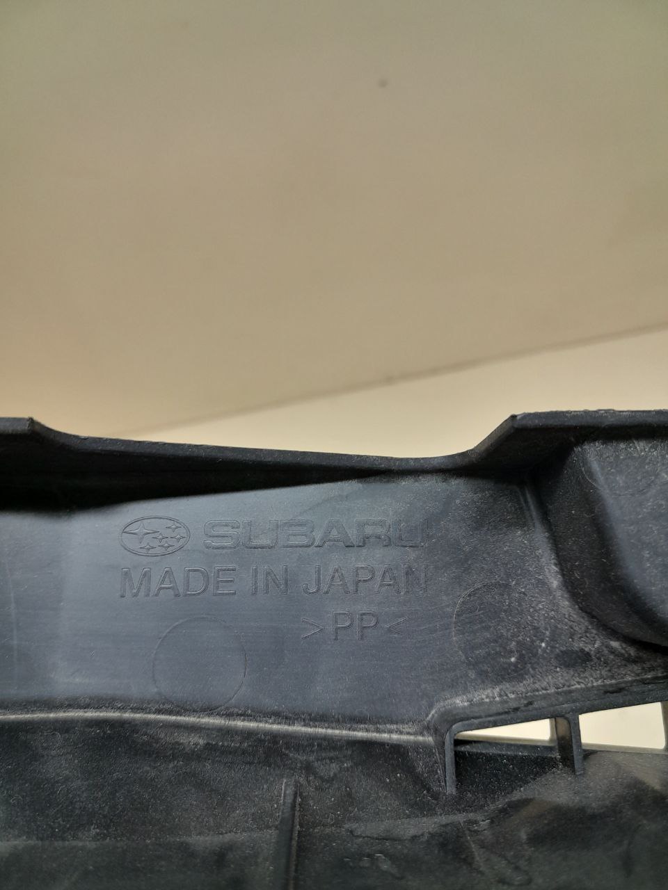 Кожух замка капота Subaru Legacy (B14) 2010-2015
