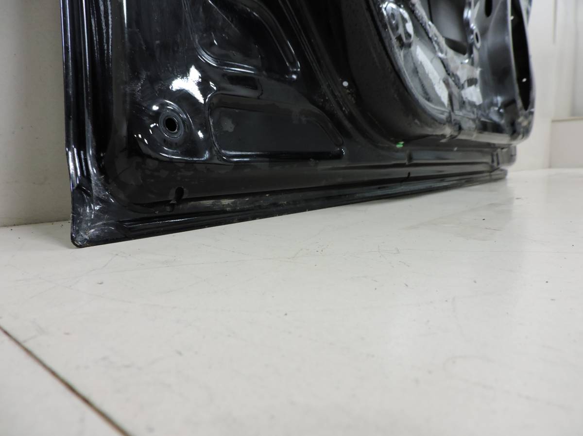 Дверь передняя левая Toyota Prius (W30) 2009-2016