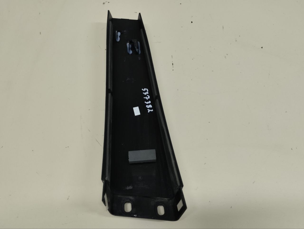 Обшивка стойки Skoda Rapid 2012-2020 Обшивка стойки Skoda Rapid 2012-2020