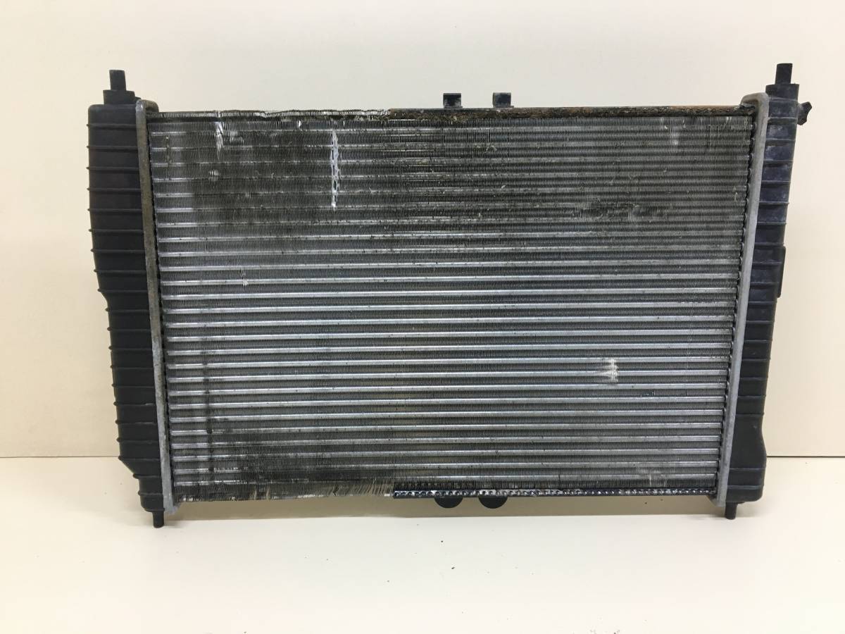 Радиатор охлаждения двигателя Chevrolet Aveo T250 2005-2011