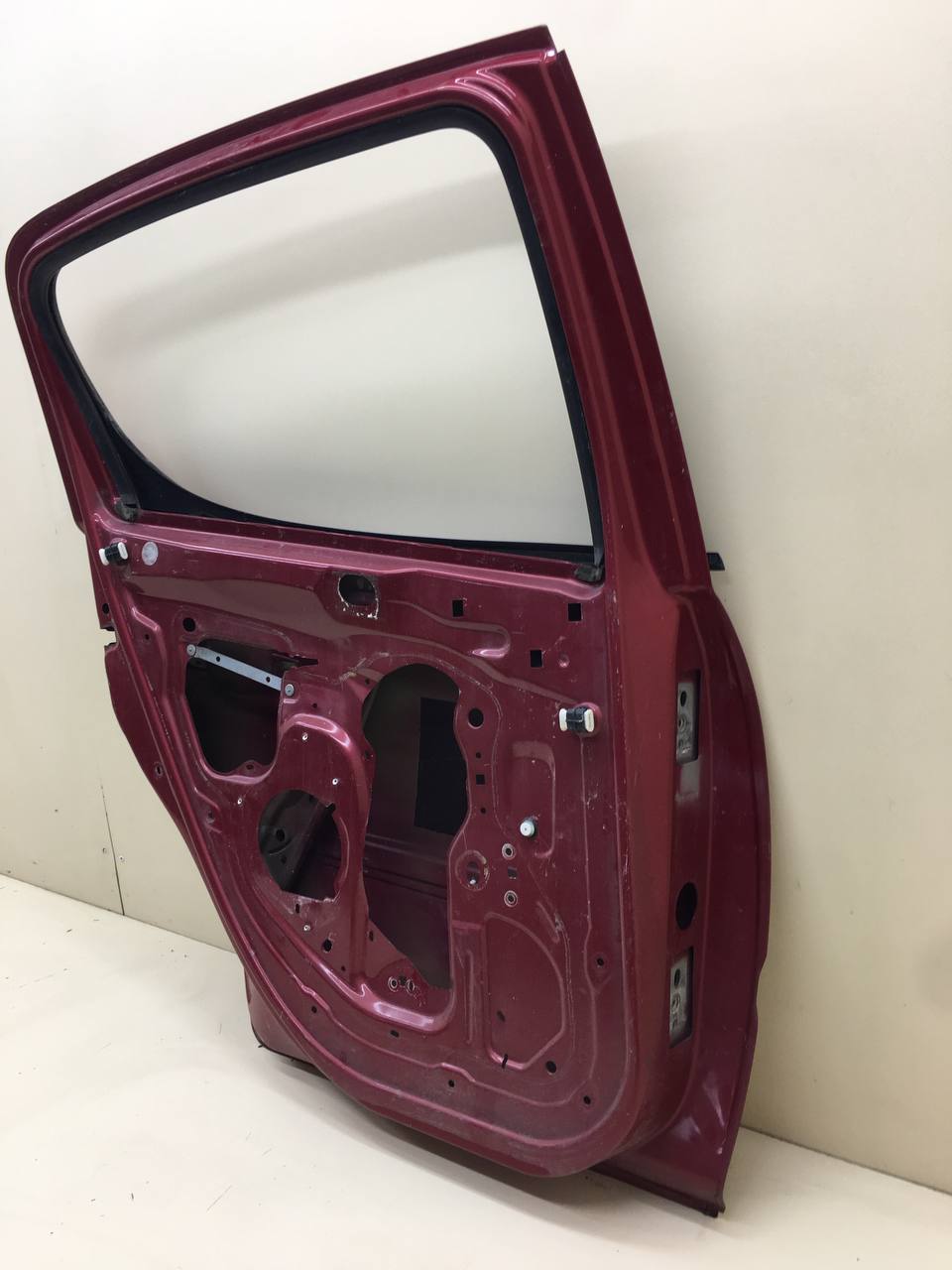 Дверь задняя левая Peugeot 207 2006-2013
