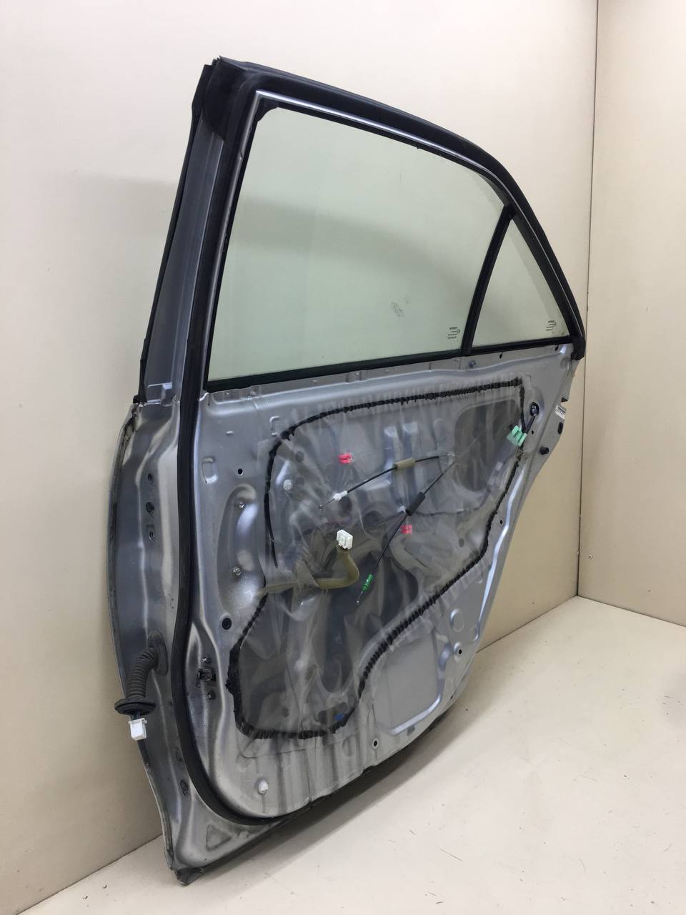 Дверь задняя правая Toyota Camry (XV40) 2006-2011 Дверь задняя правая Toyota Camry (XV40) 2006-2011