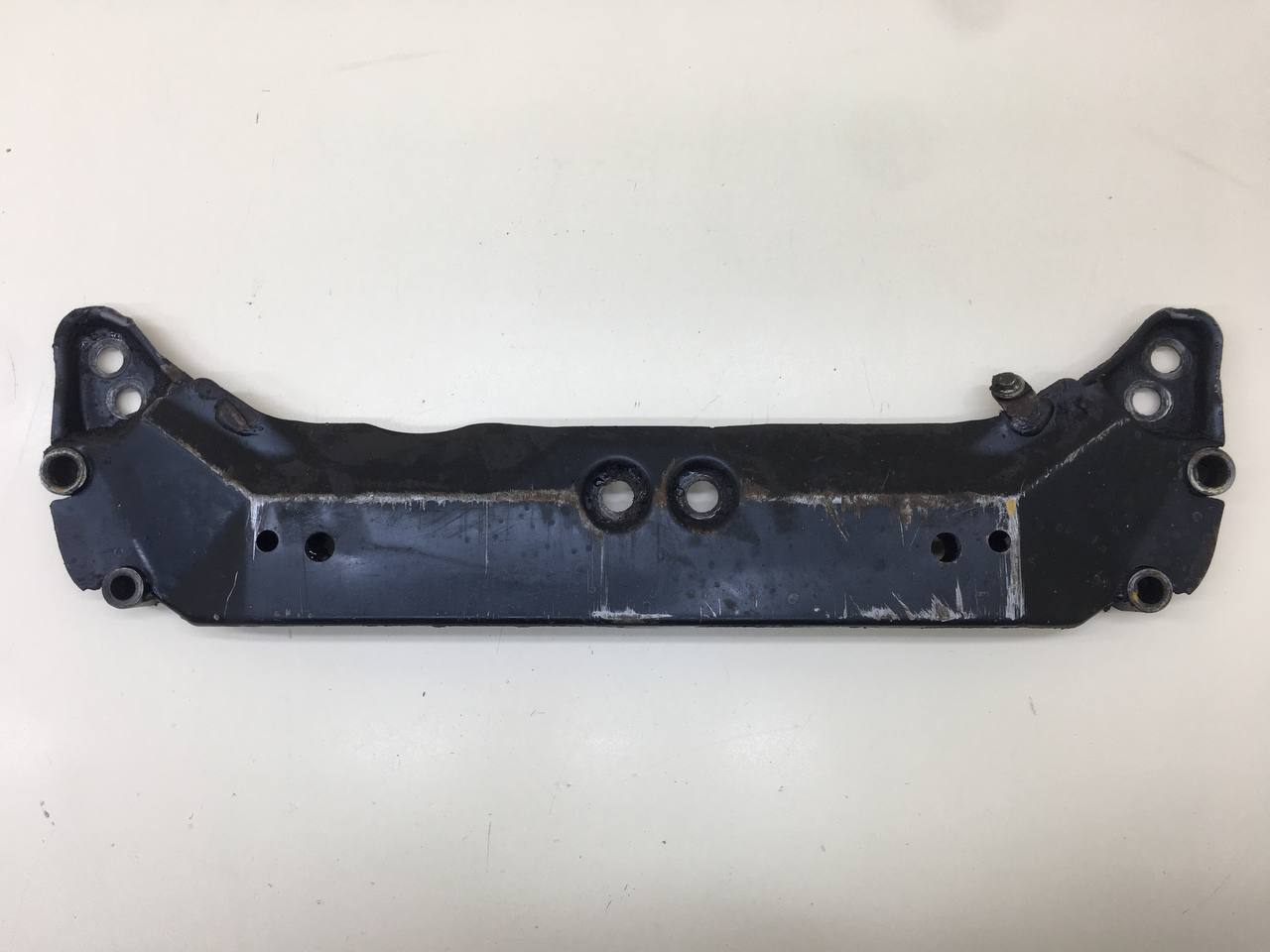 Балка передняя поперечная Nissan Primera (P12) 2002-2007